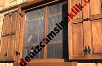 Ahşap pencereye sineklik